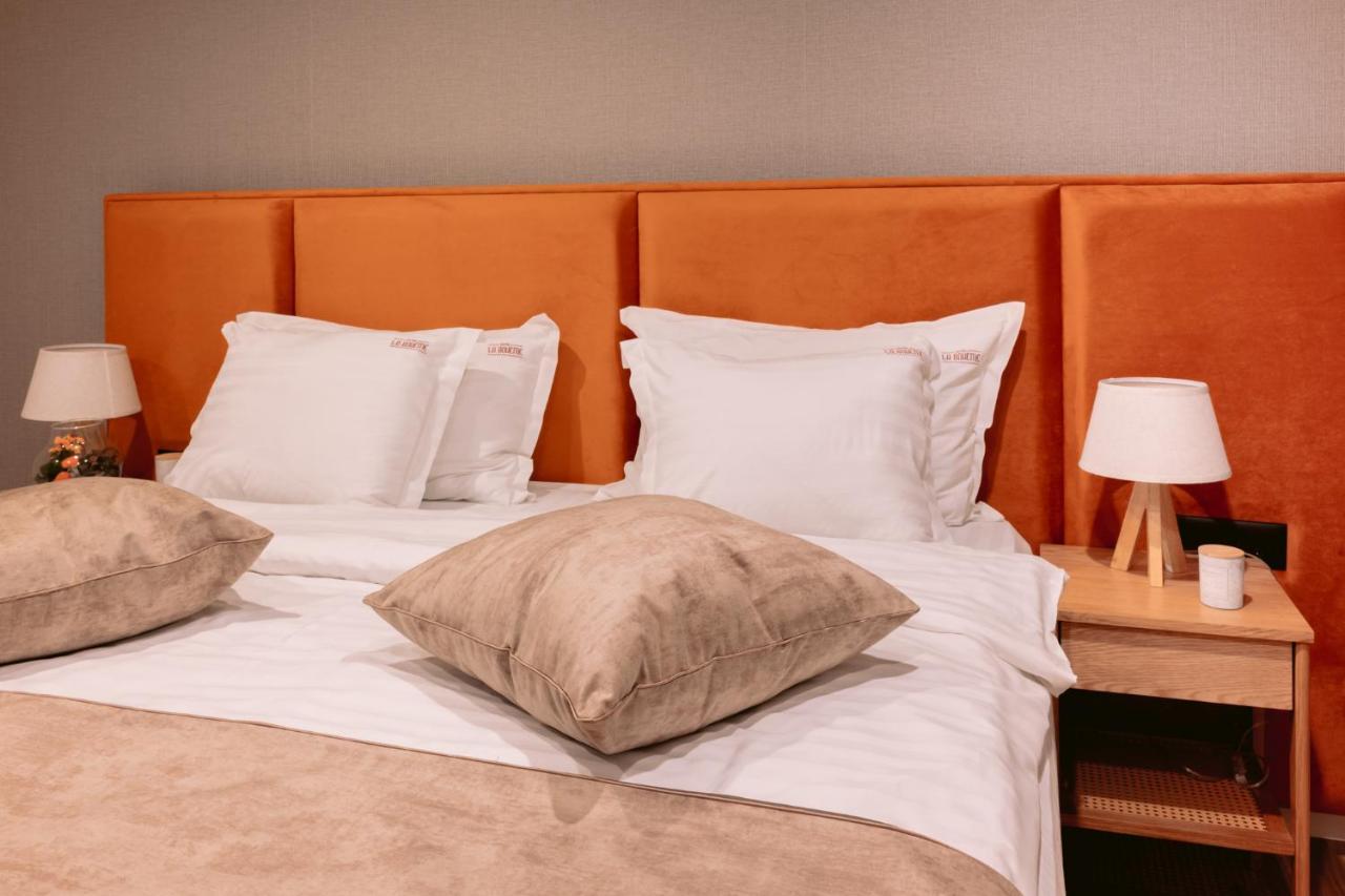 La Boheme Corbeanca - Partener Therme Ostratu Ngoại thất bức ảnh
