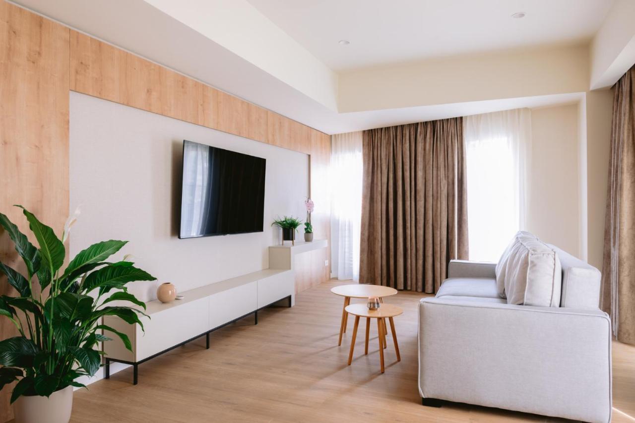 La Boheme Corbeanca - Partener Therme Ostratu Ngoại thất bức ảnh